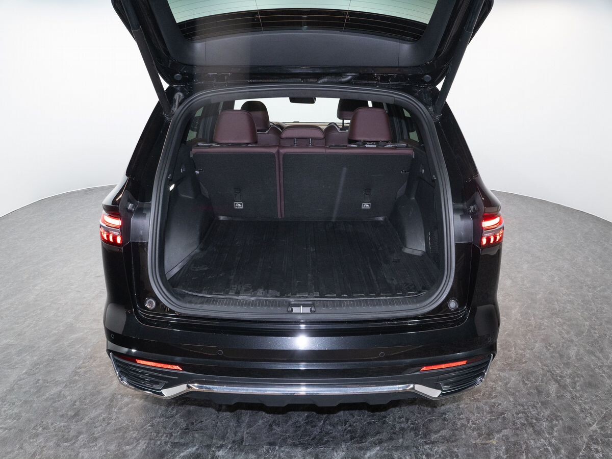 Geely Monjaro 2023 - фото автомобиля