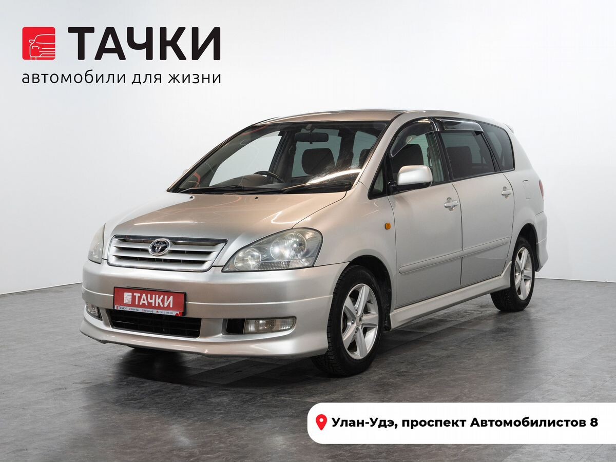 Toyota Ipsum 2002 - фото автомобиля