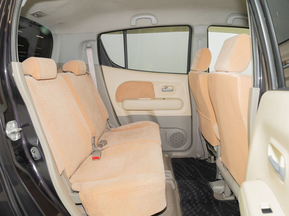 Nissan Moco 2010 - фото автомобиля