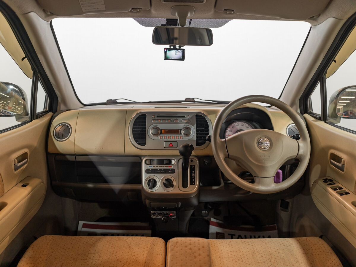 Nissan Moco 2010 - фото автомобиля