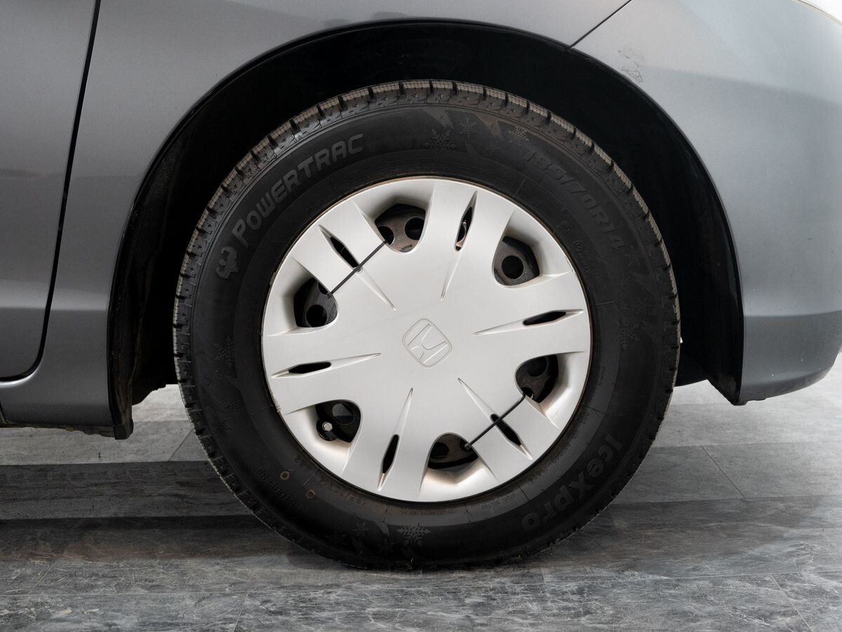 Honda Freed 2009 - фото автомобиля