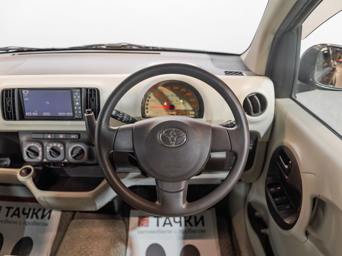 Toyota Passo 2011 - фото автомобиля