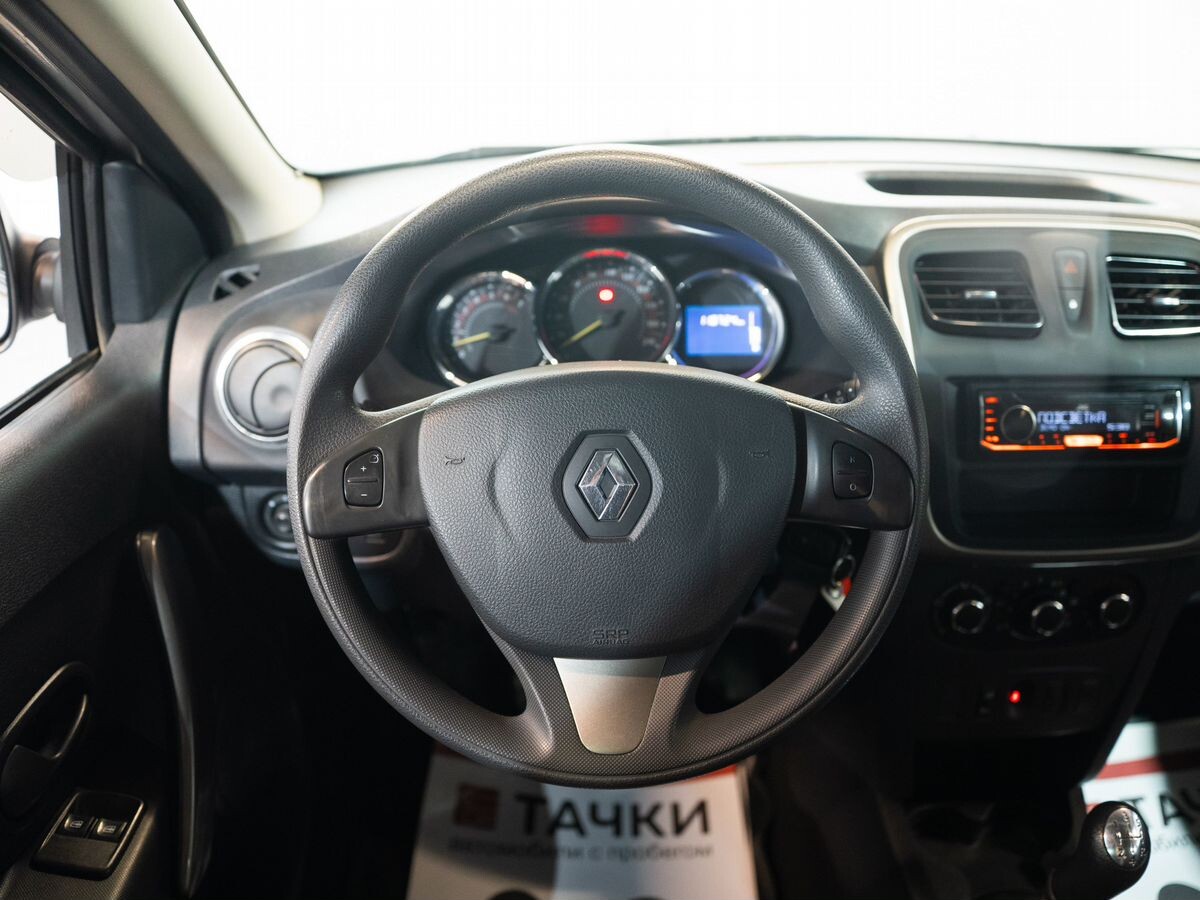 Renault Sandero 2018 - фото автомобиля