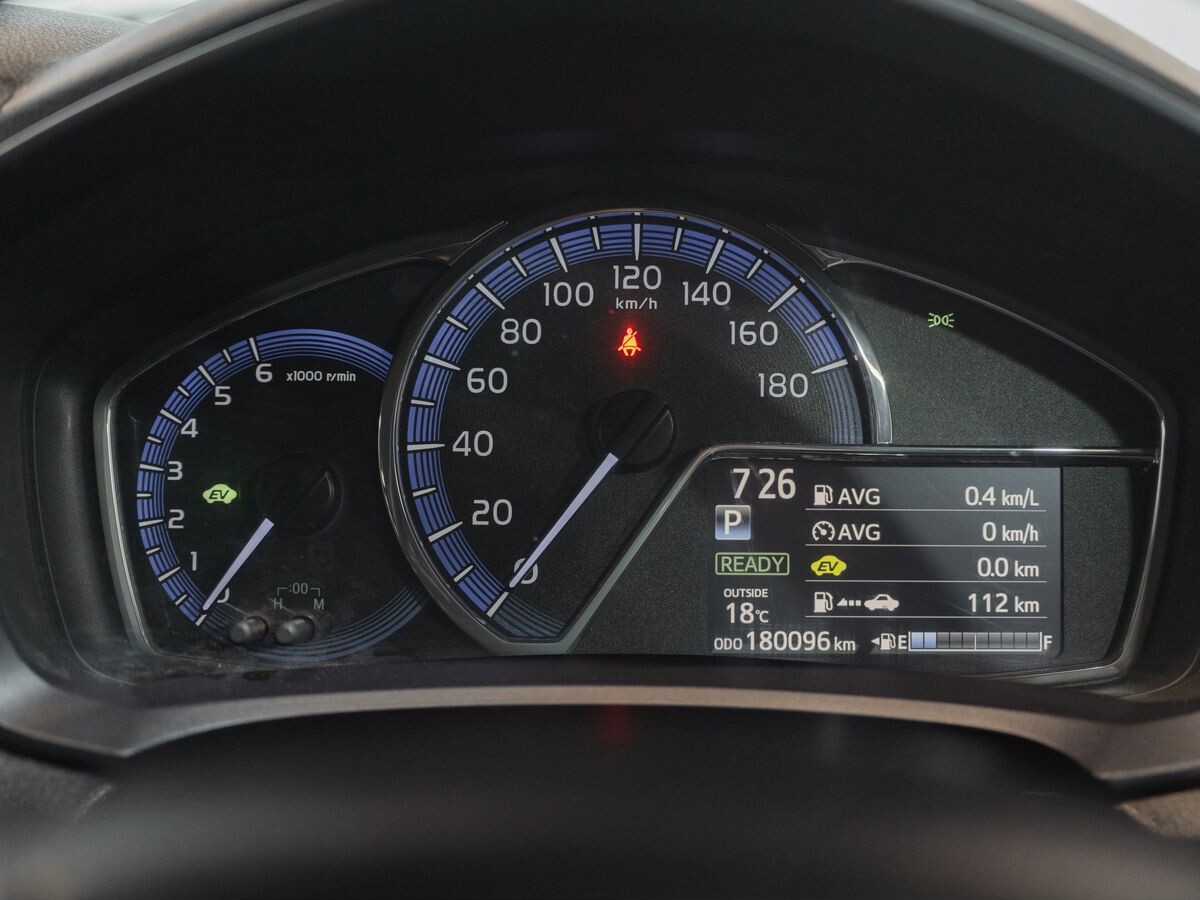 Toyota Corolla 2017 - фото автомобиля