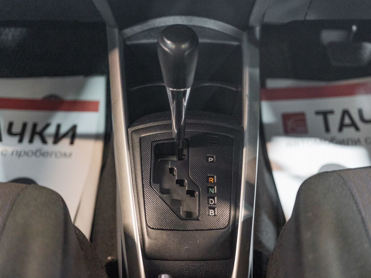 Toyota Corolla 2017 - фото автомобиля