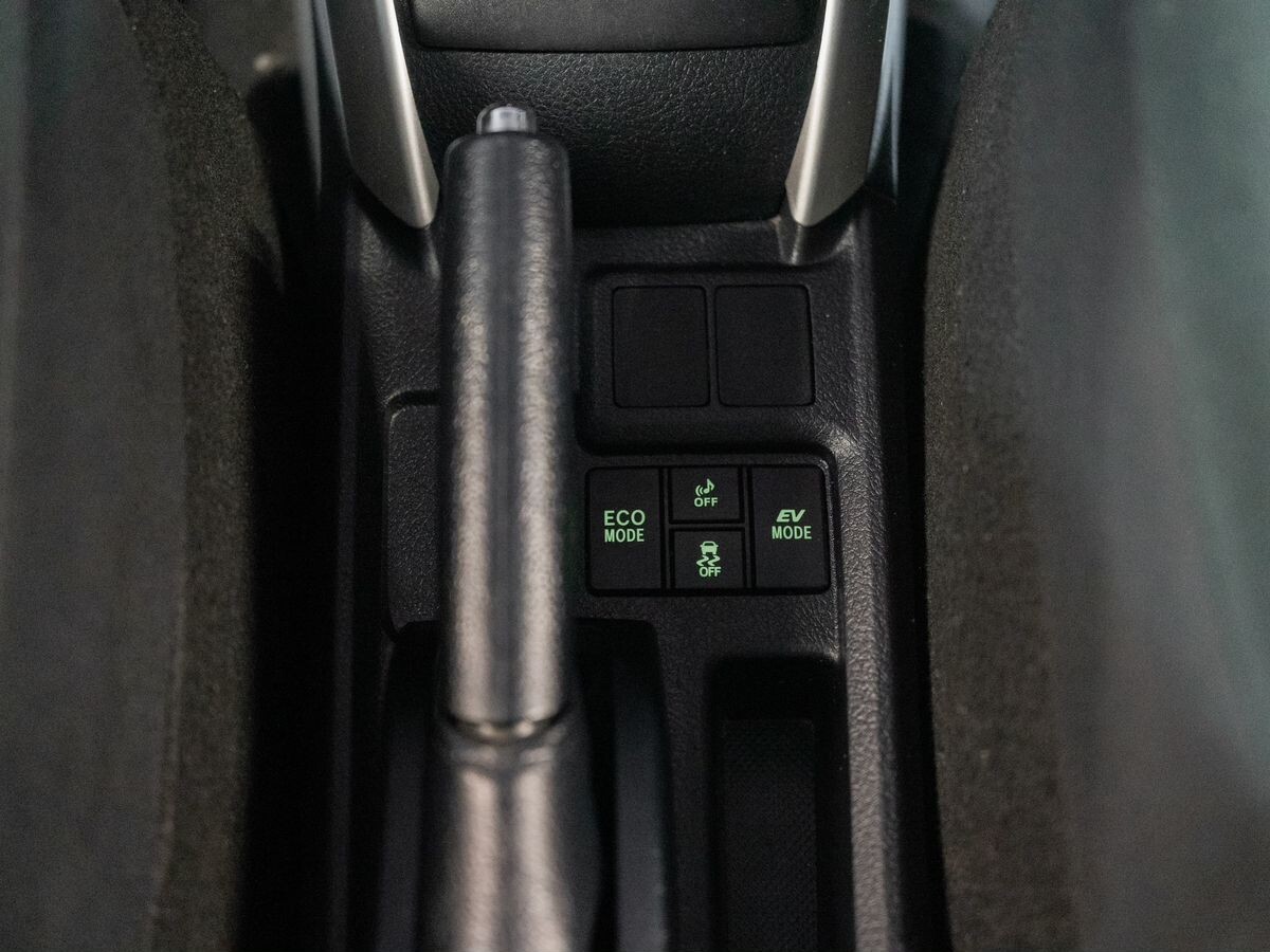 Toyota Corolla 2017 - фото автомобиля