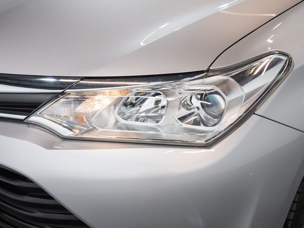 Toyota Corolla 2017 - фото автомобиля