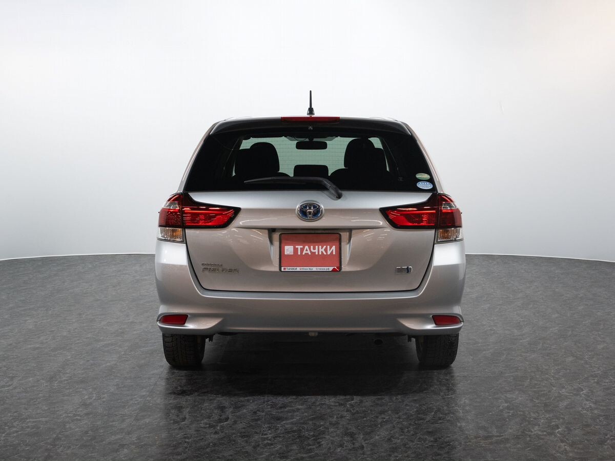 Toyota Corolla 2017 - фото автомобиля