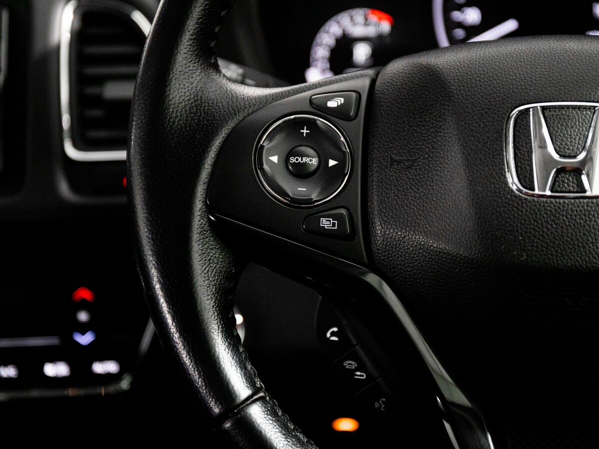 Honda Vezel 2018 - фото автомобиля