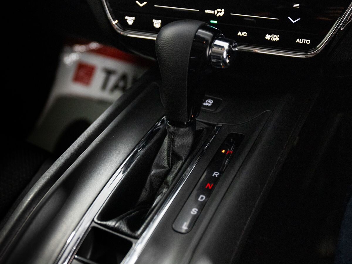 Honda Vezel 2018 - фото автомобиля