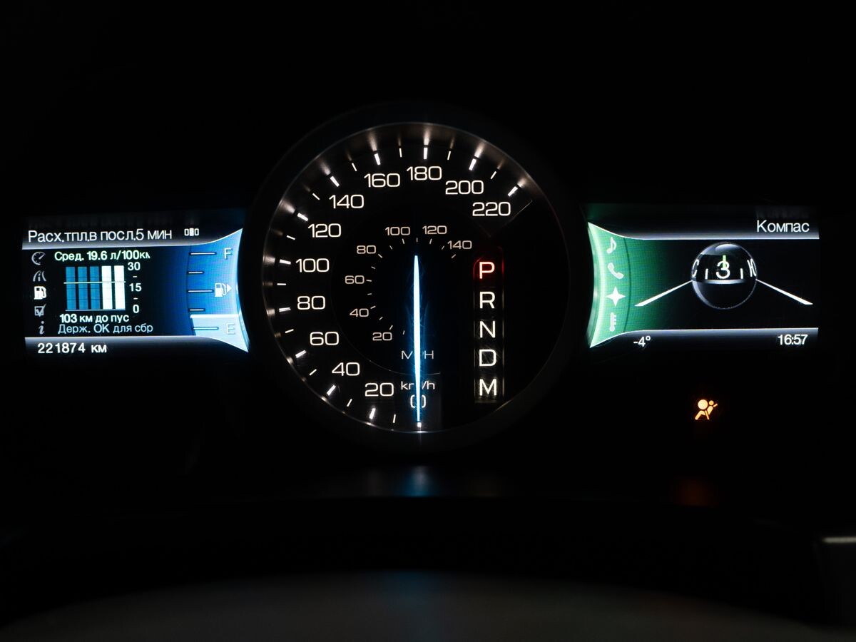 Ford Explorer 2013 - фото автомобиля