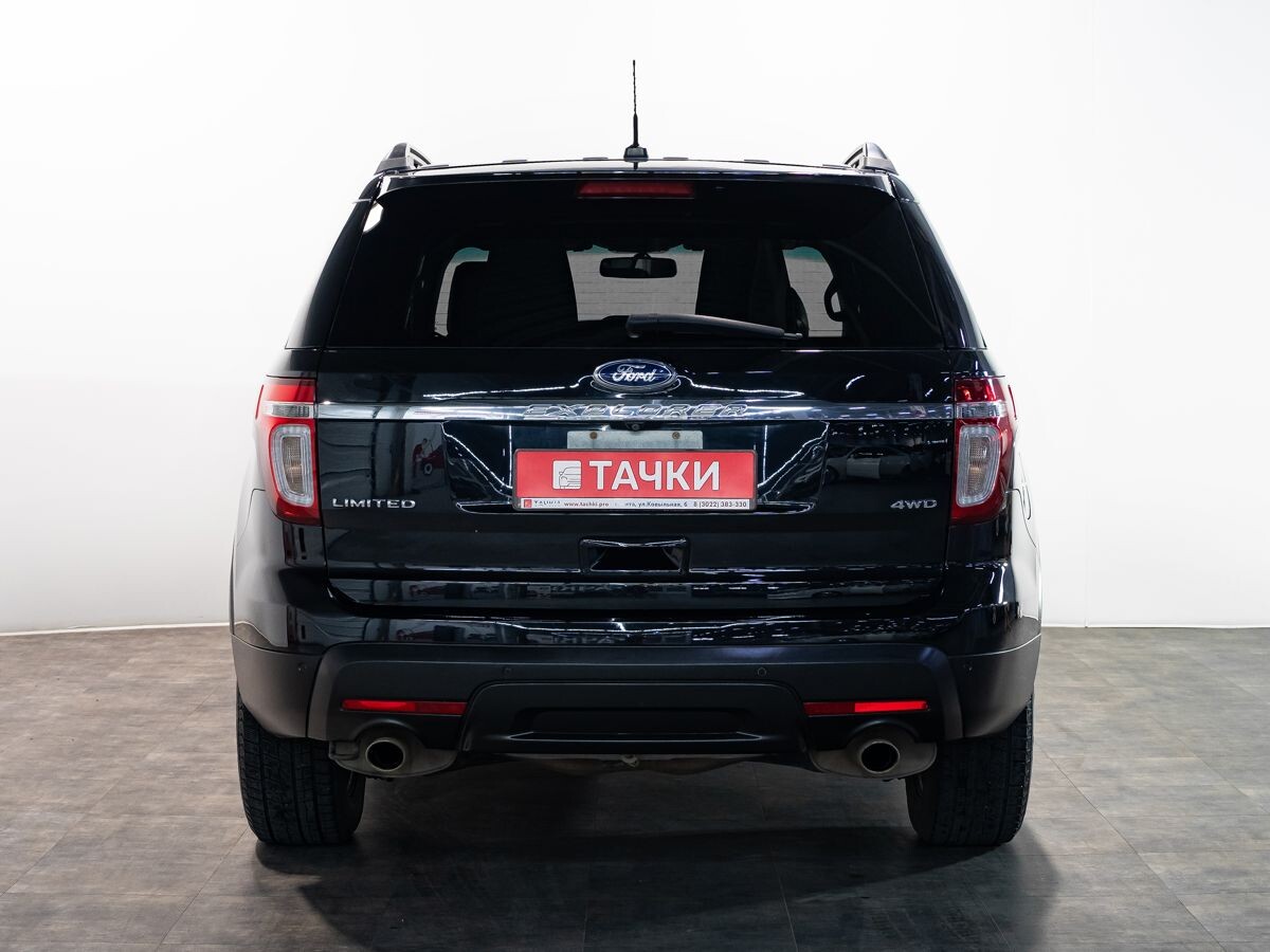 Ford Explorer 2013 - фото автомобиля