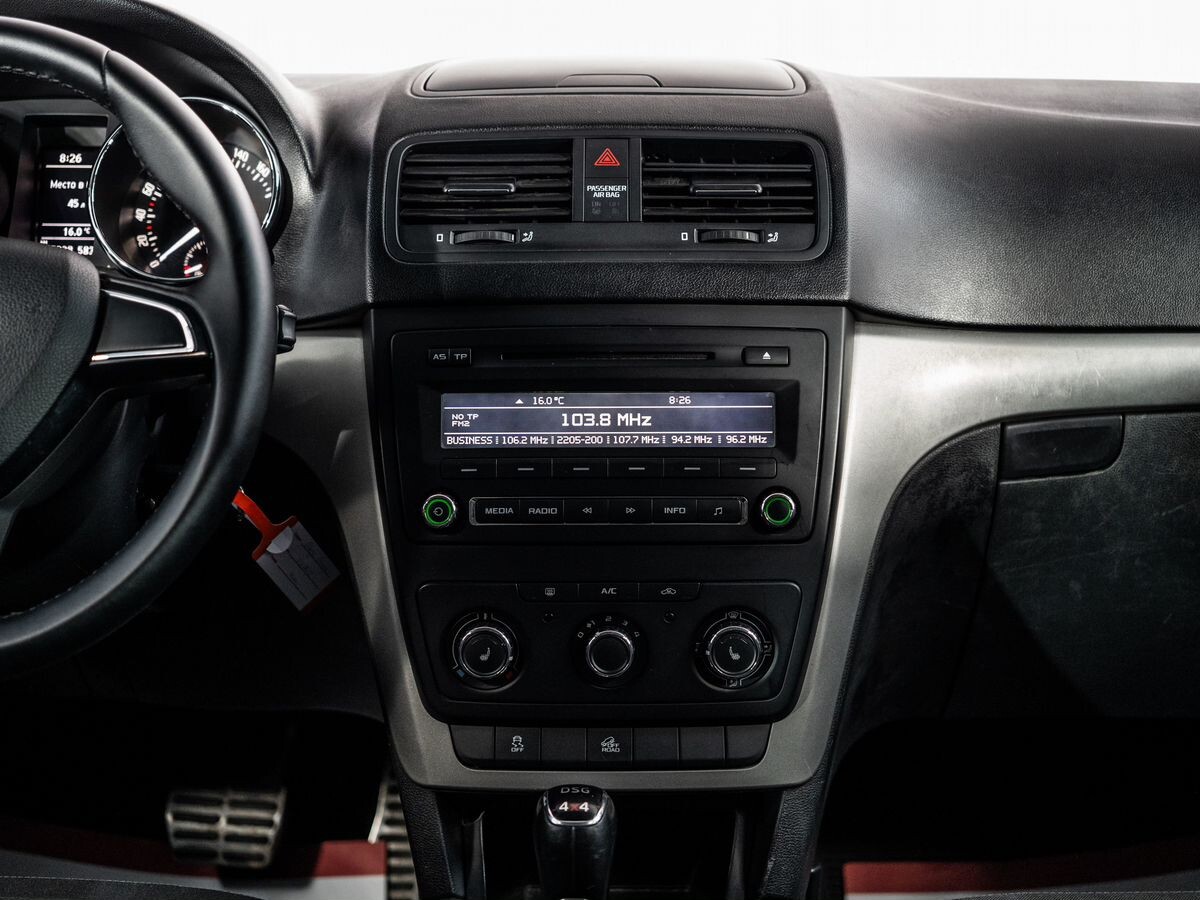 Skoda Yeti 2014 - фото автомобиля