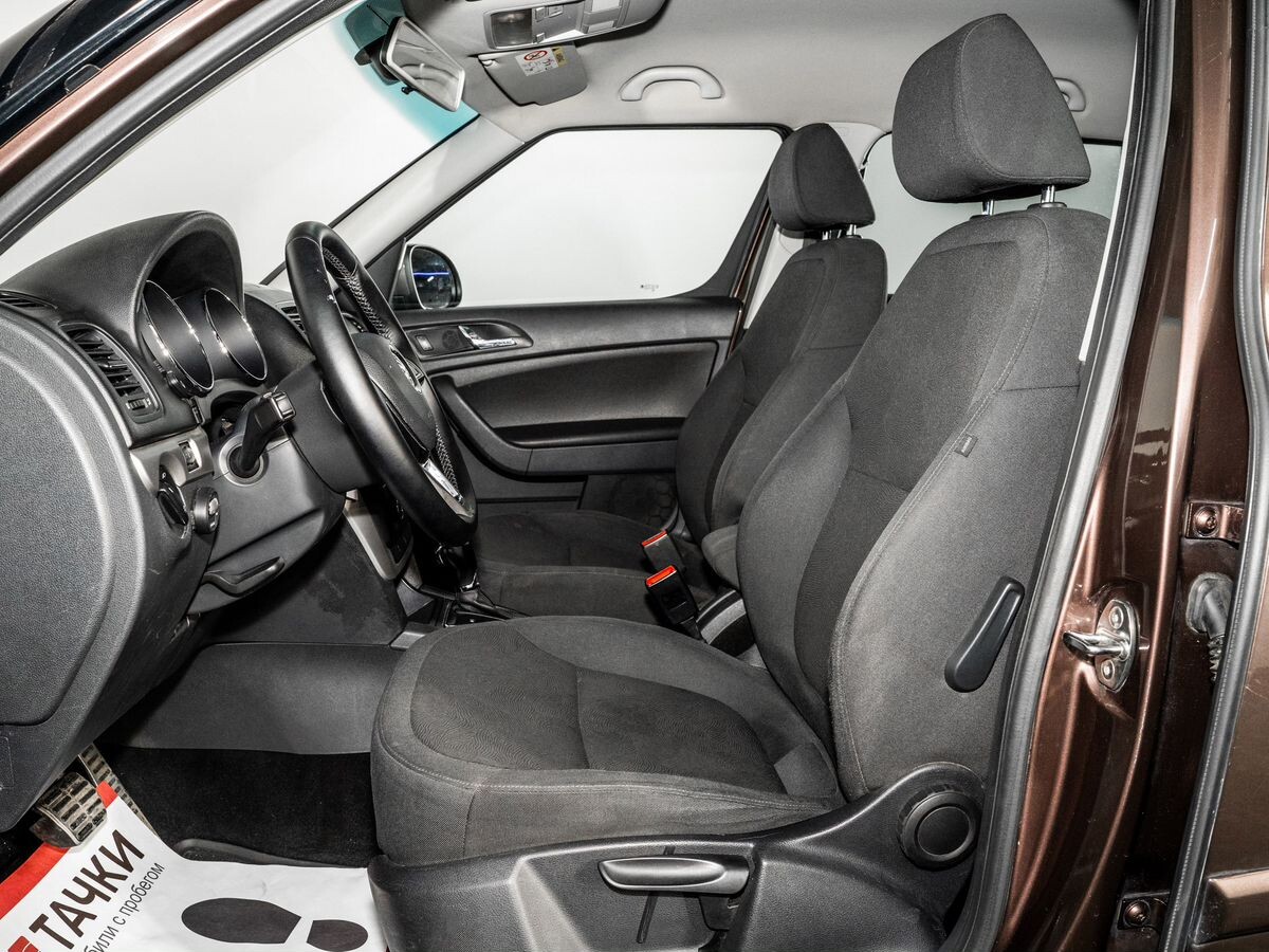 Skoda Yeti 2014 - фото автомобиля