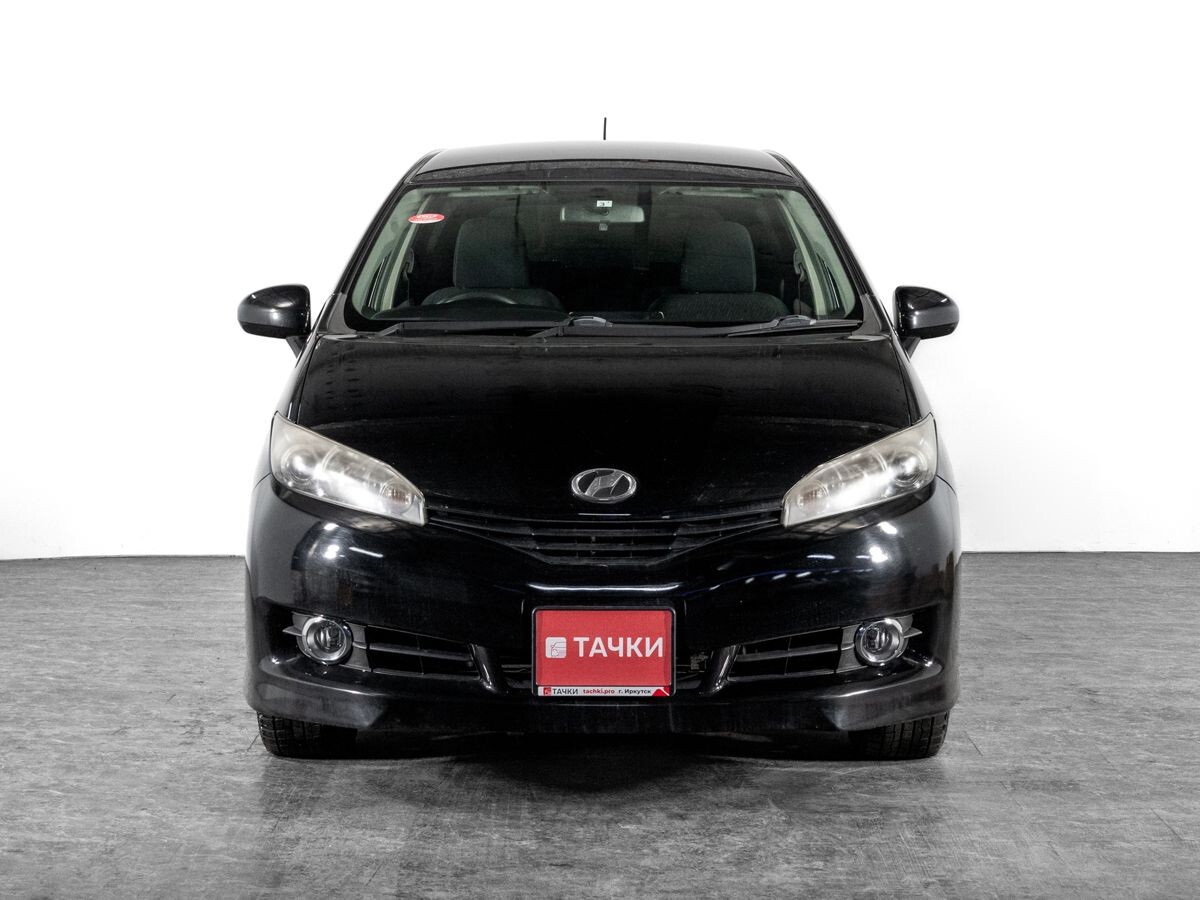 Toyota Wish 2011 - фото автомобиля