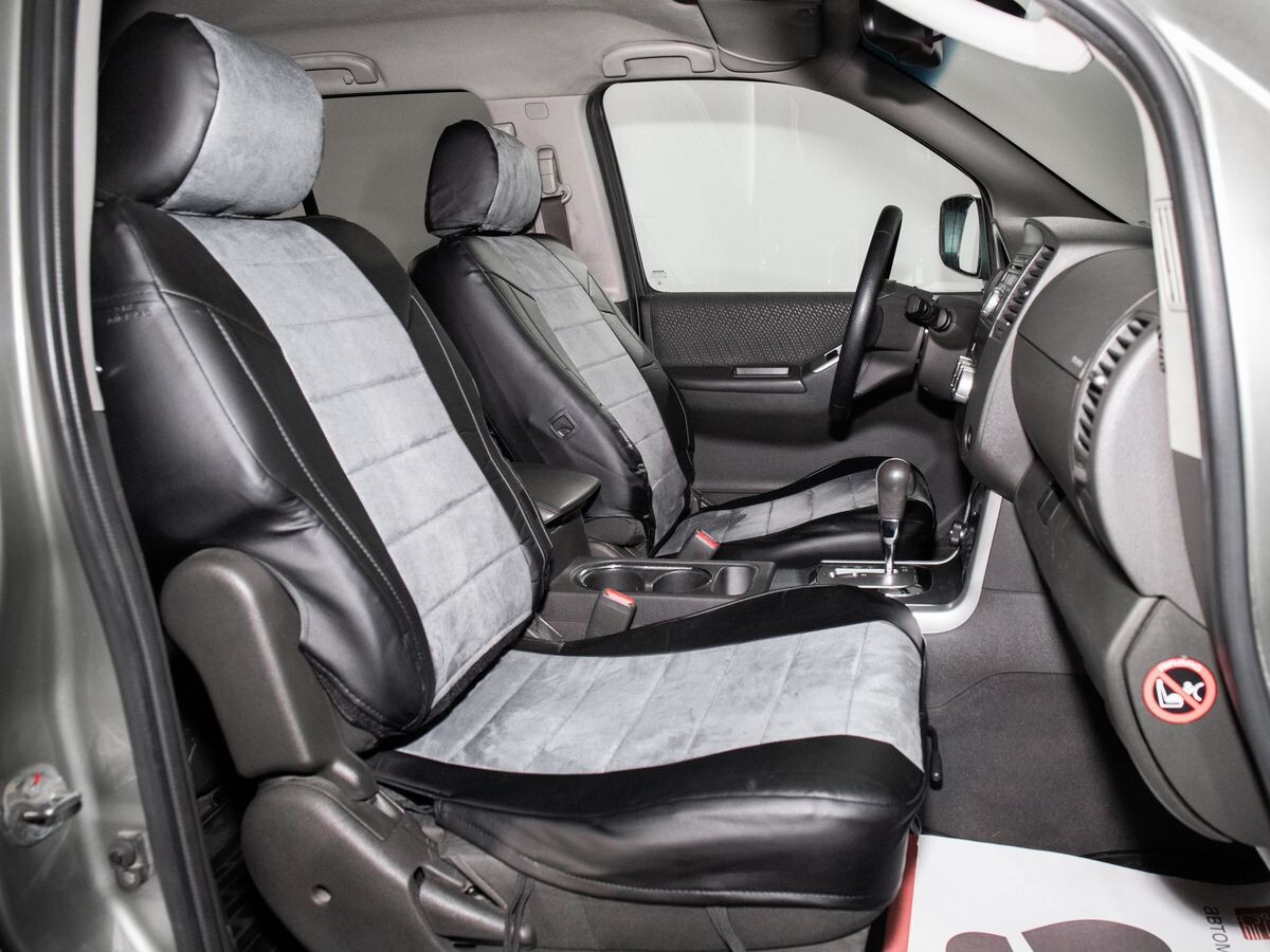 Nissan Pathfinder 2011 - фото автомобиля