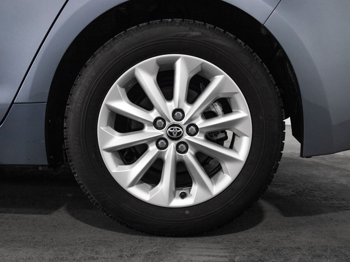 Toyota Corolla 2019 - фото автомобиля