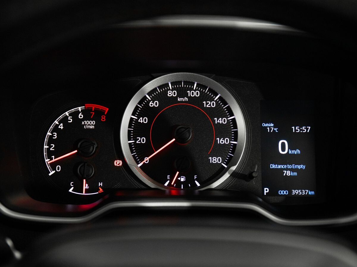 Toyota Corolla 2019 - фото автомобиля