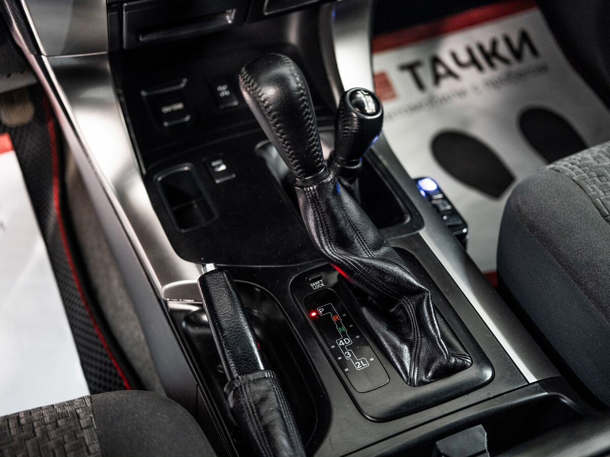 Toyota Land Cruiser Prado 2006 - фото автомобиля