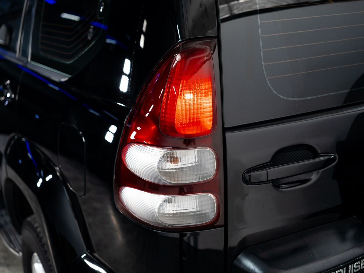 Toyota Land Cruiser Prado 2006 - фото автомобиля