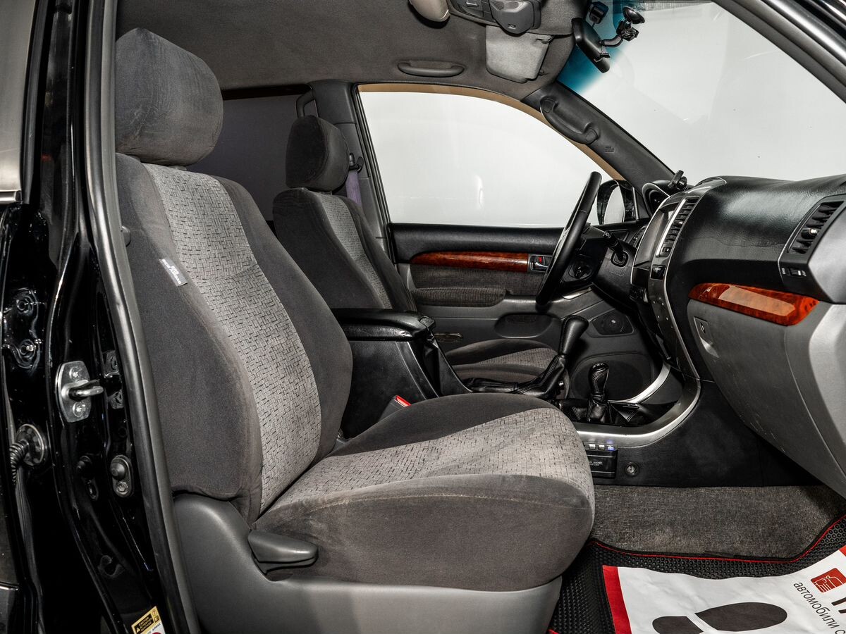 Toyota Land Cruiser Prado 2006 - фото автомобиля