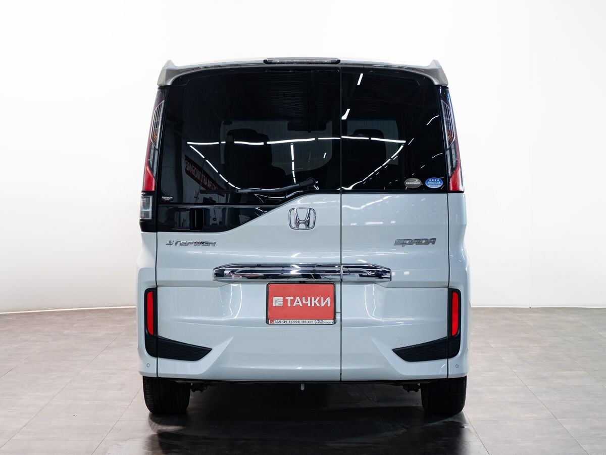 Honda Stepwgn 2019 - фото автомобиля