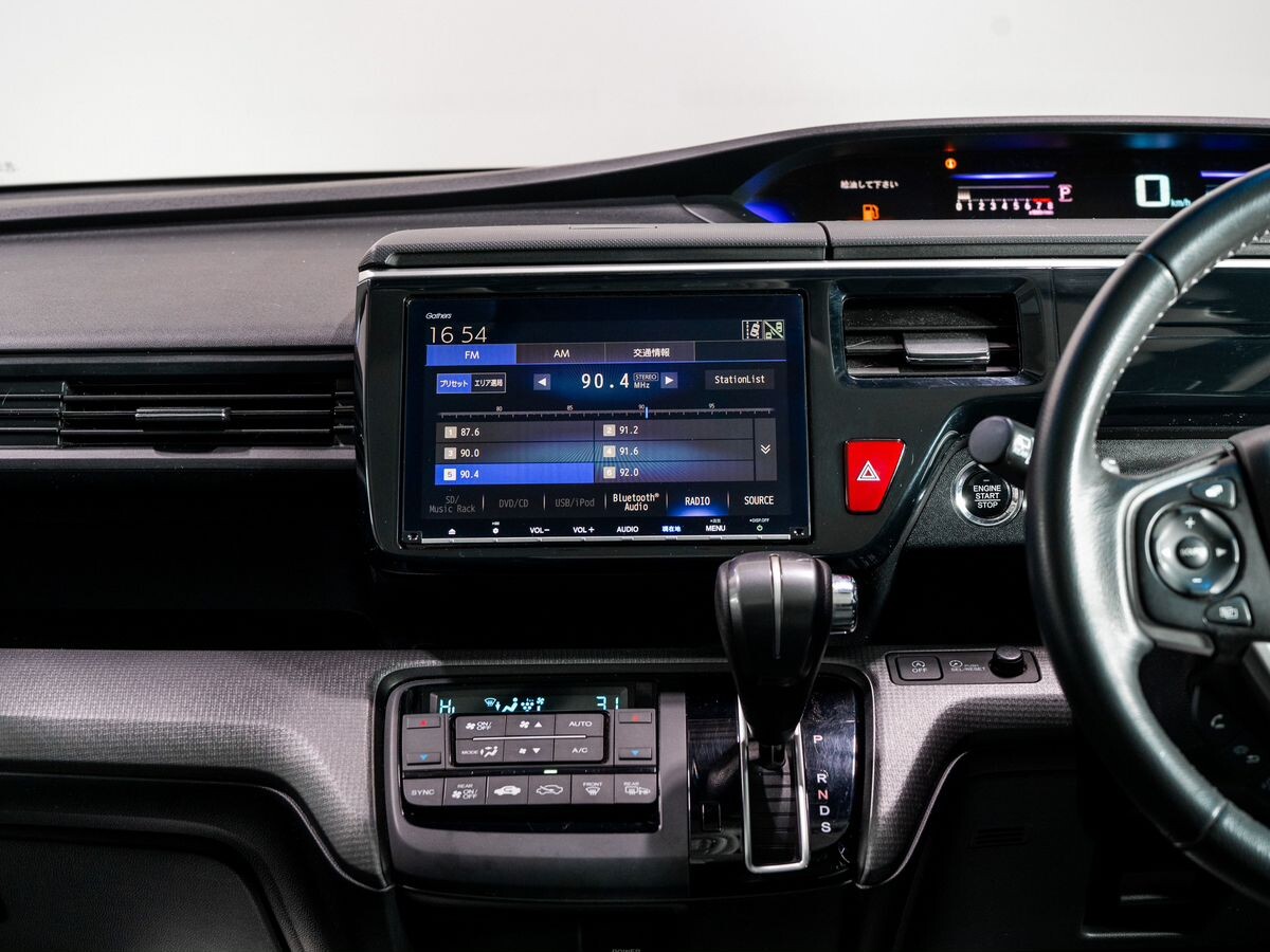 Honda Stepwgn 2019 - фото автомобиля