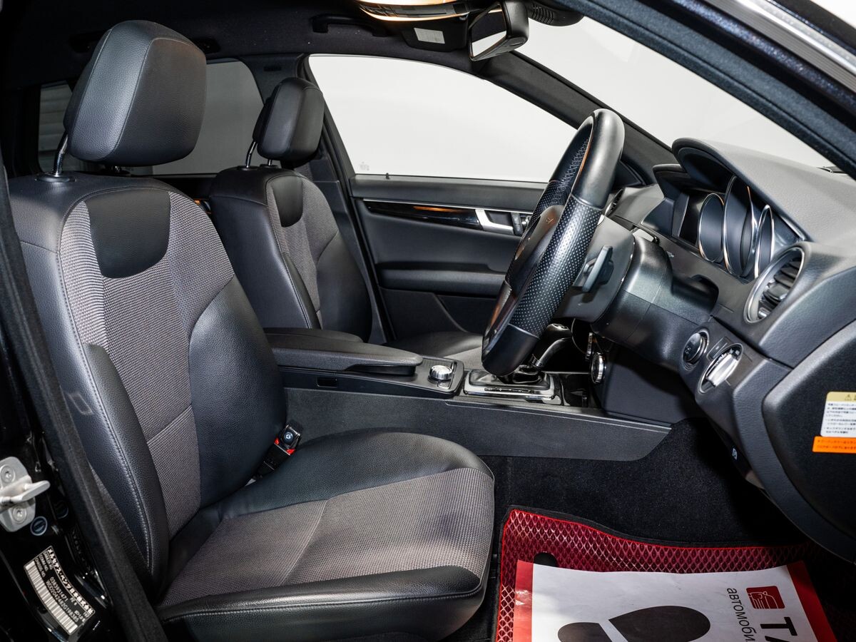 Mercedes-Benz C-Класс 2013 - фото автомобиля