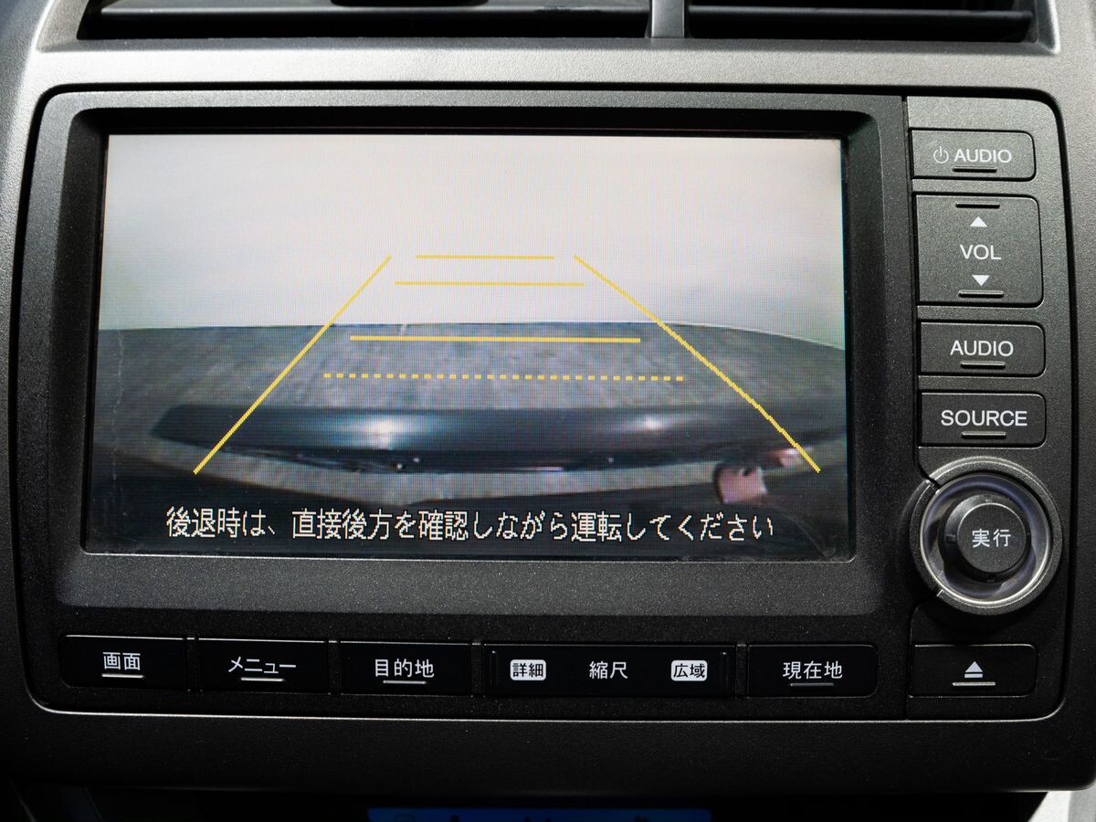 Honda Stream 2010 - фото автомобиля