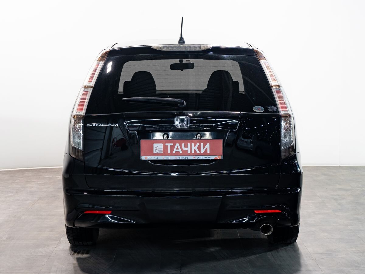 Honda Stream 2010 - фото автомобиля