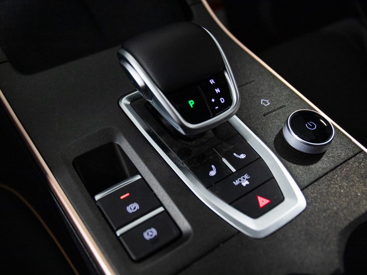 Omoda C5 2024 - фото автомобиля