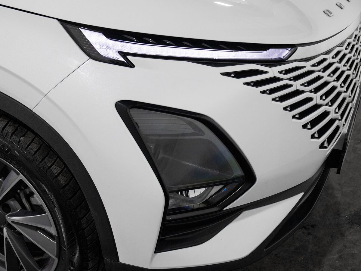 Omoda C5 2024 - фото автомобиля