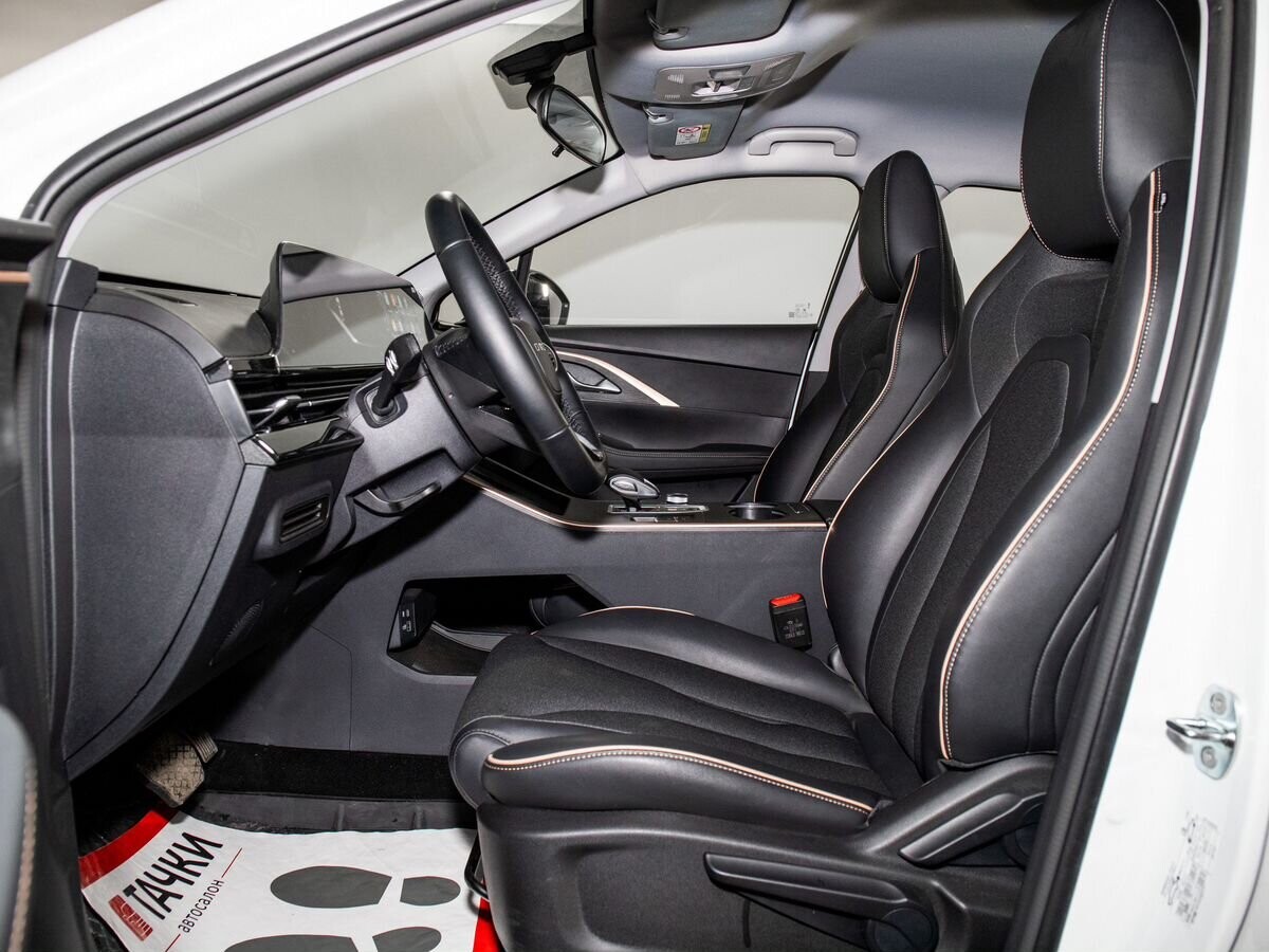 Omoda C5 2024 - фото автомобиля