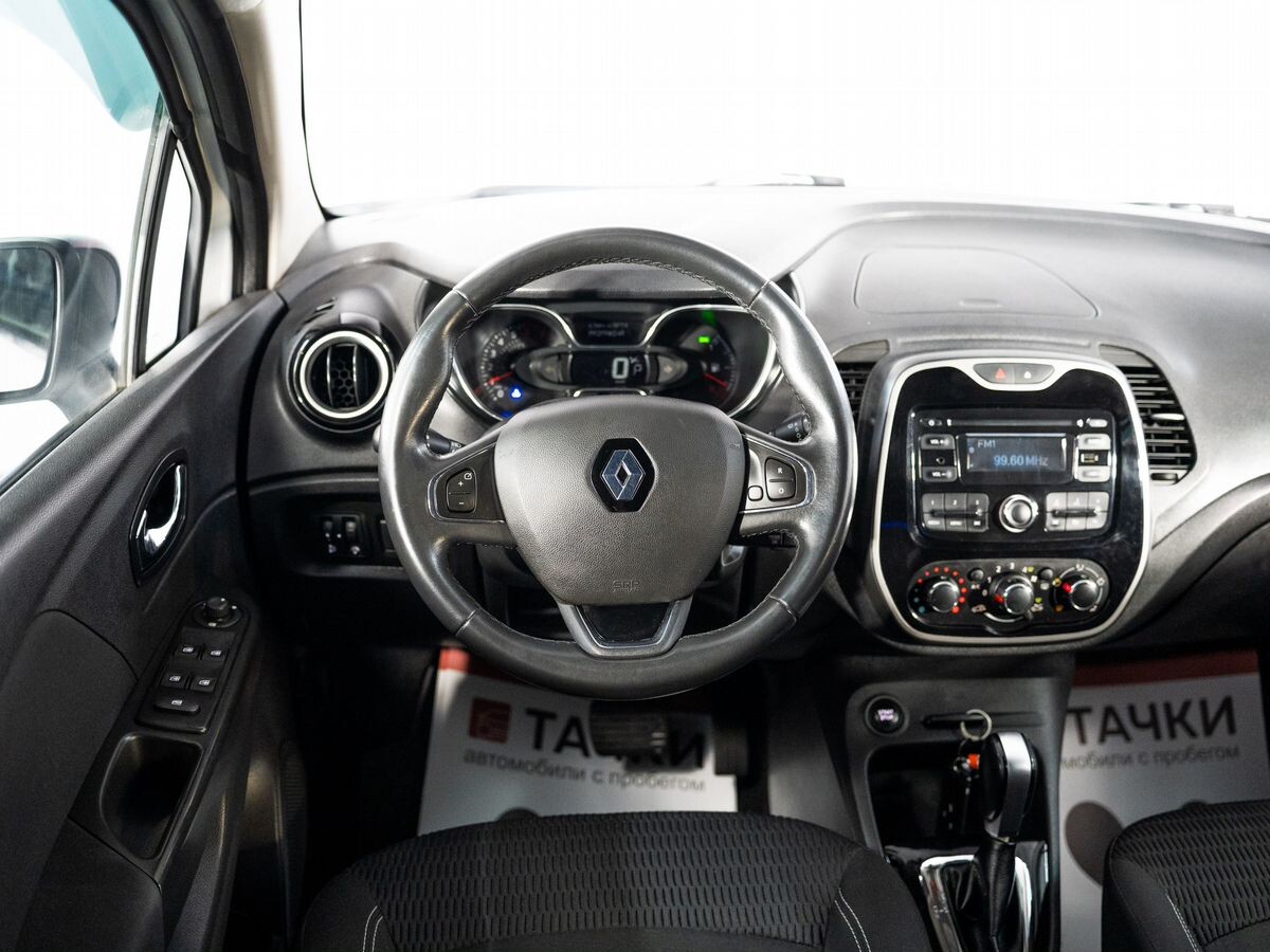 Renault Kaptur 2017 - фото автомобиля