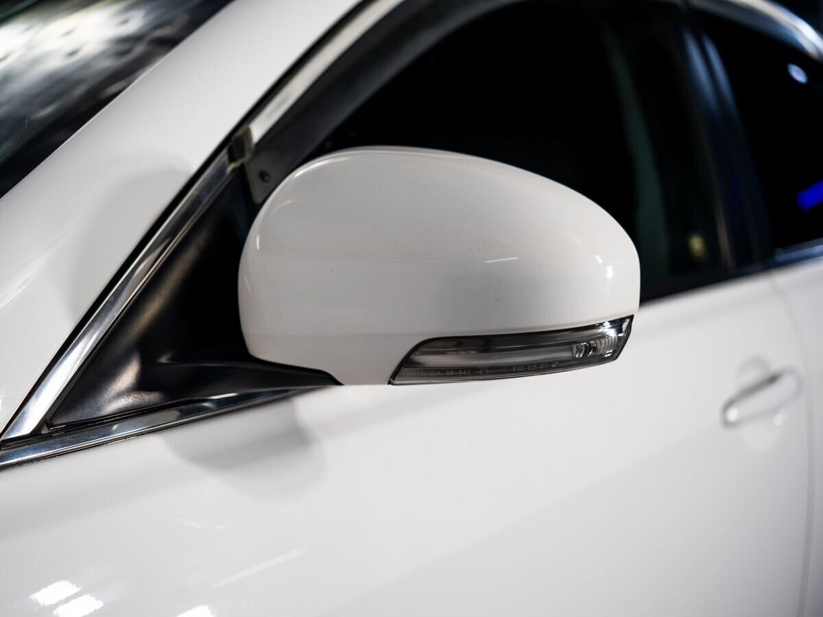 Toyota Camry 2011 - фото автомобиля