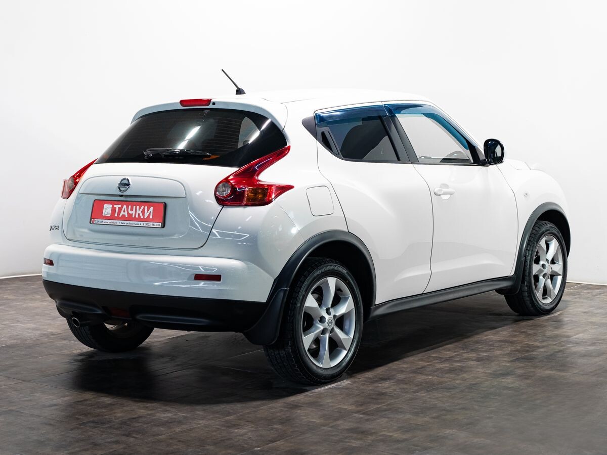 Nissan Juke 2012 - фото автомобиля