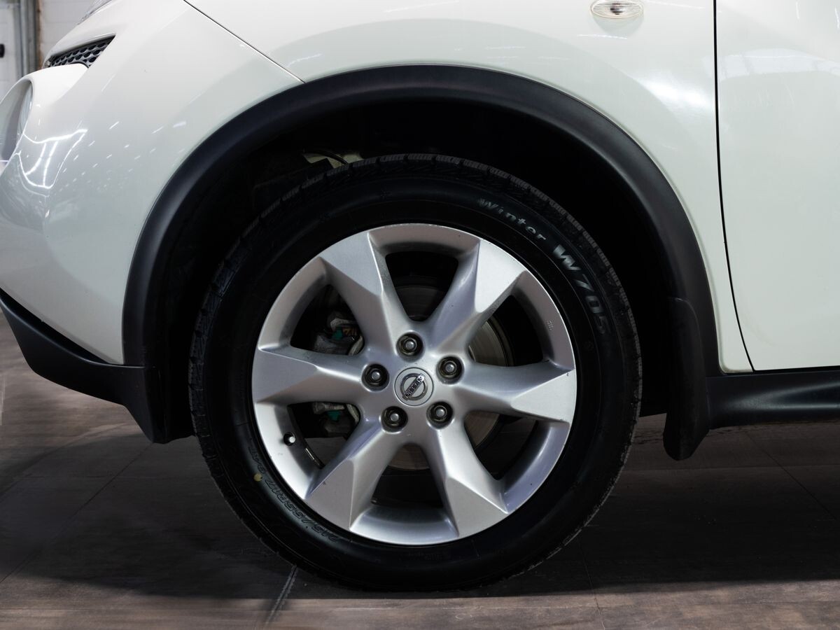 Nissan Juke 2012 - фото автомобиля