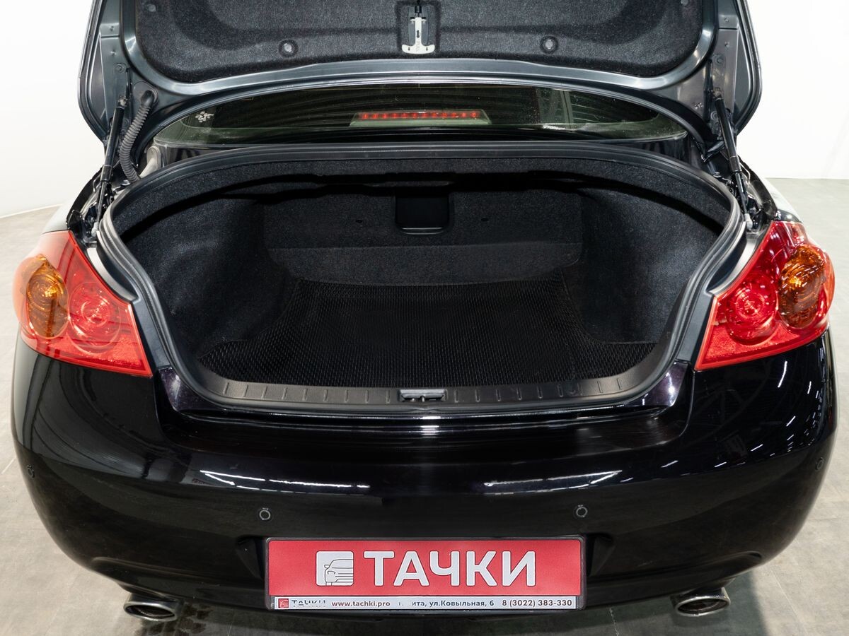 Infiniti G 2012 - фото автомобиля