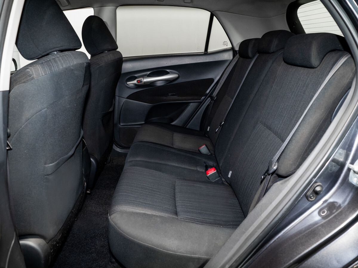 Toyota Auris 2008 - фото автомобиля