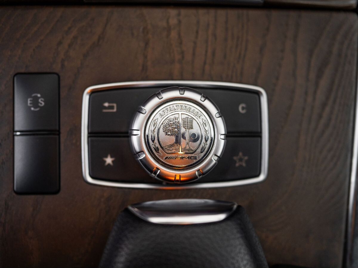 Mercedes-Benz E-Класс 2013 - фото автомобиля