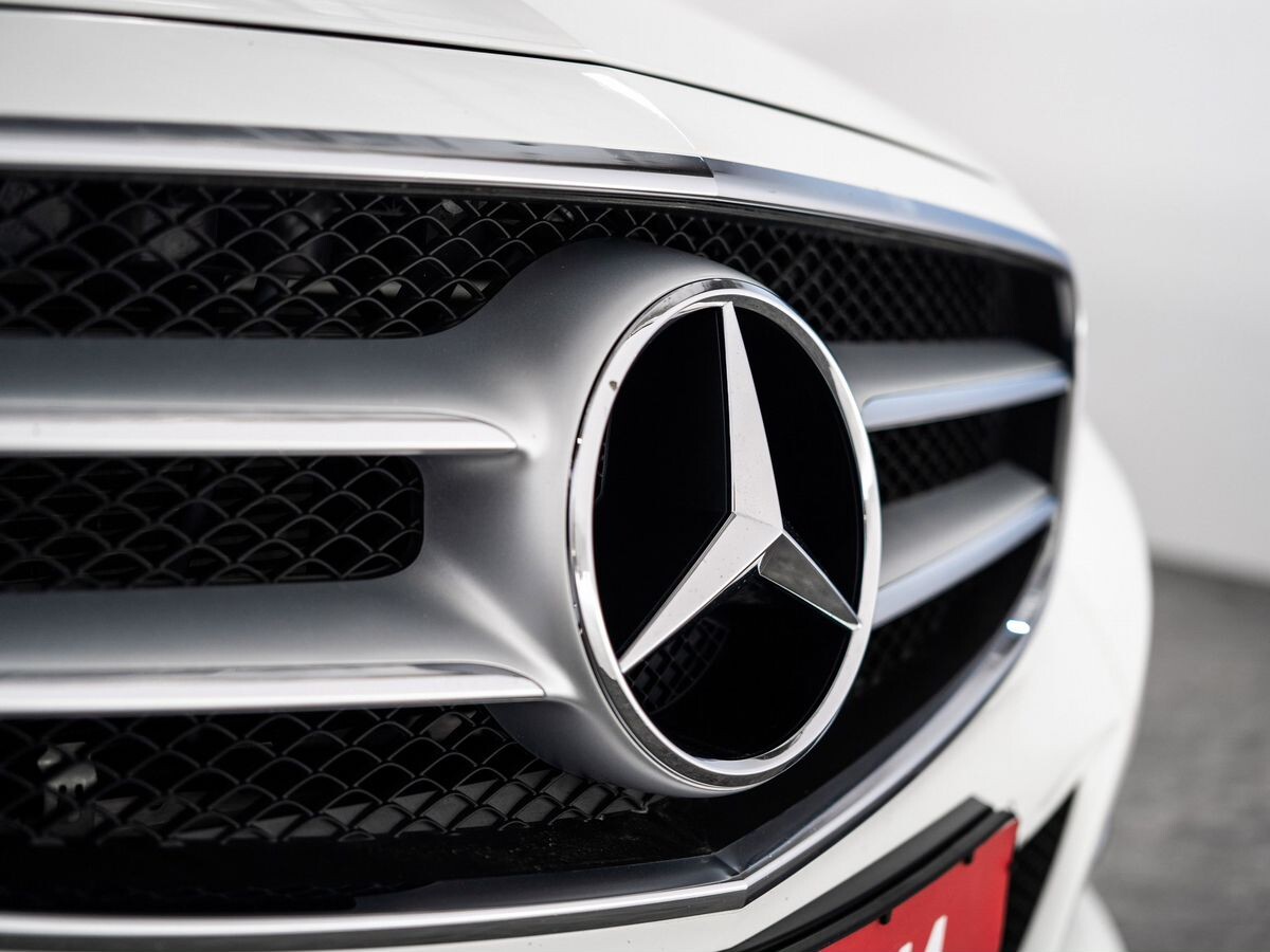 Mercedes-Benz E-Класс 2013 - фото автомобиля