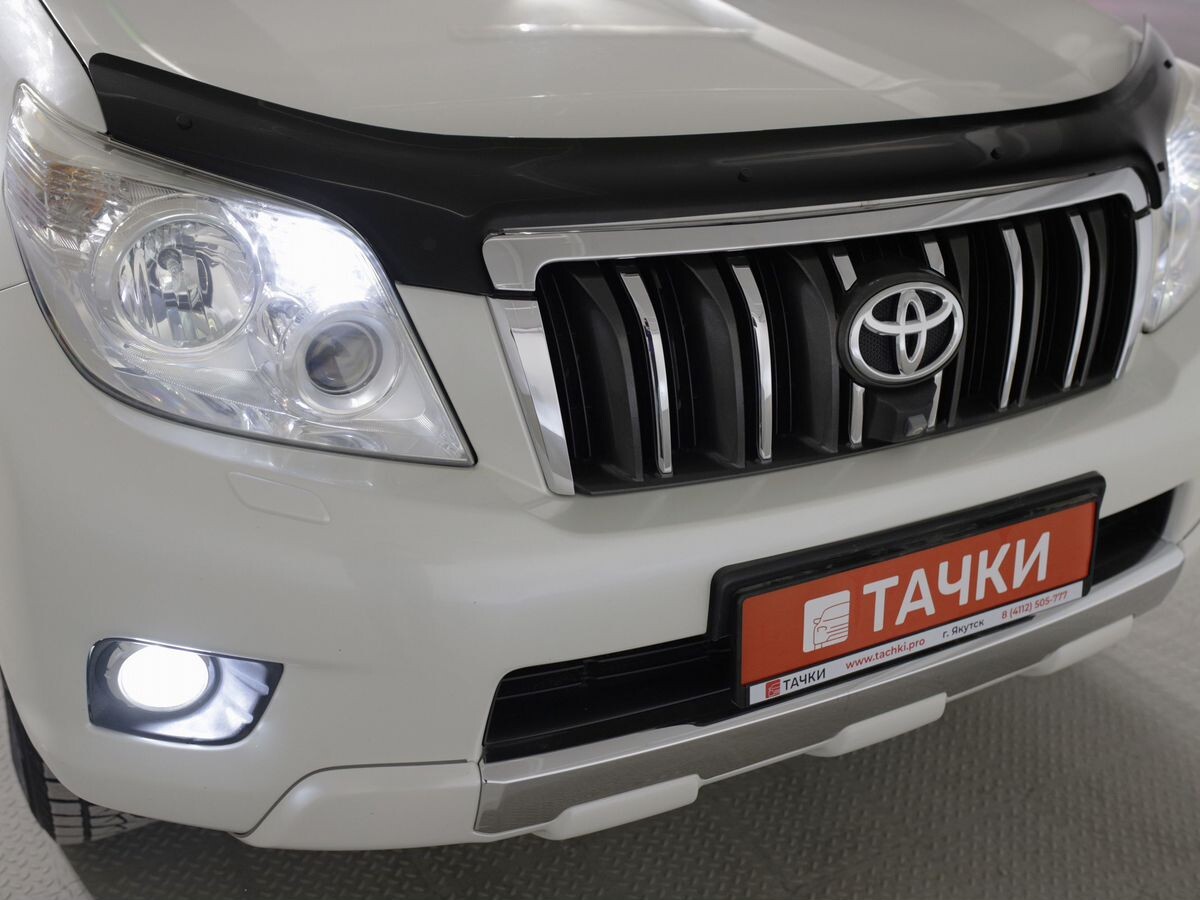 Toyota Land Cruiser Prado 2012 - фото автомобиля