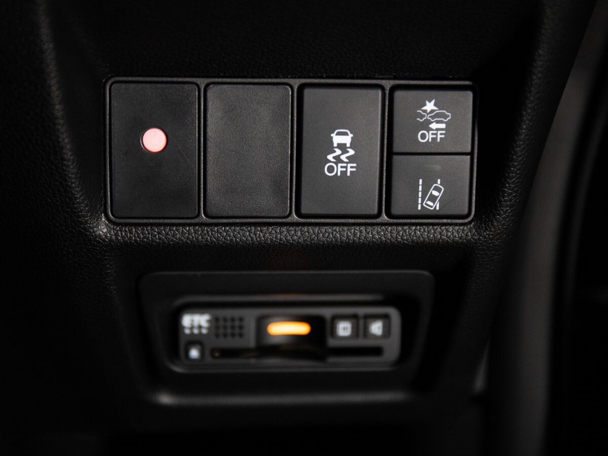 Honda Stepwgn 2019 - фото автомобиля