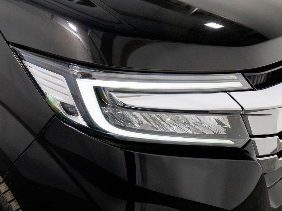 Honda Stepwgn 2019 - фото автомобиля