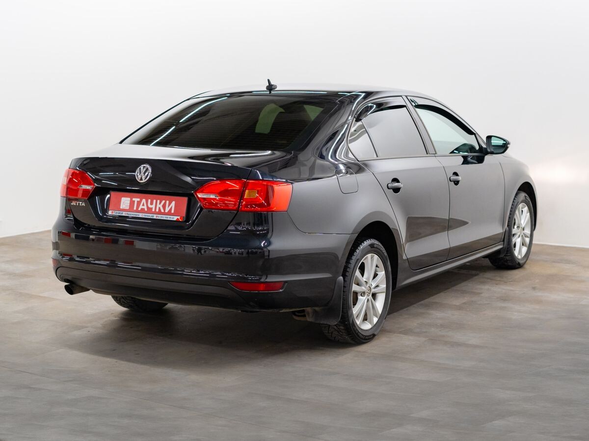 Volkswagen Jetta 2012 - фото автомобиля