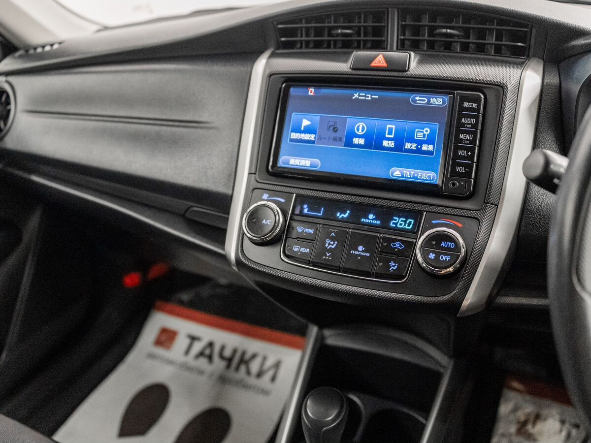 Toyota Corolla 2017 - фото автомобиля