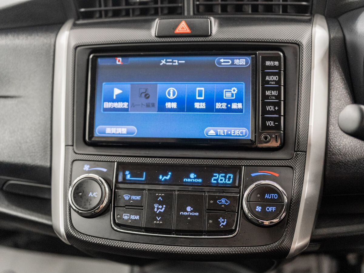 Toyota Corolla 2017 - фото автомобиля