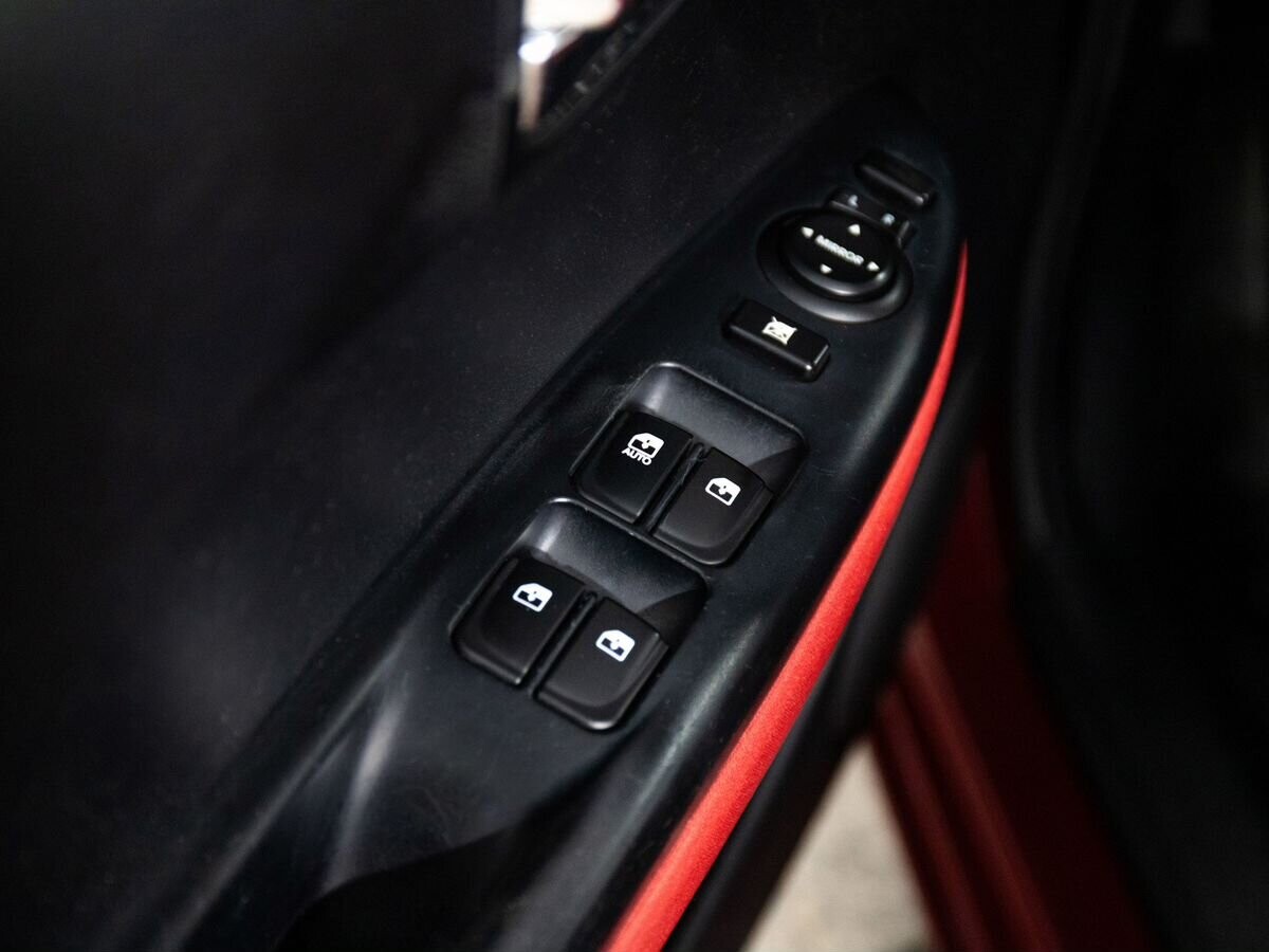 Hyundai i20 2010 - фото автомобиля