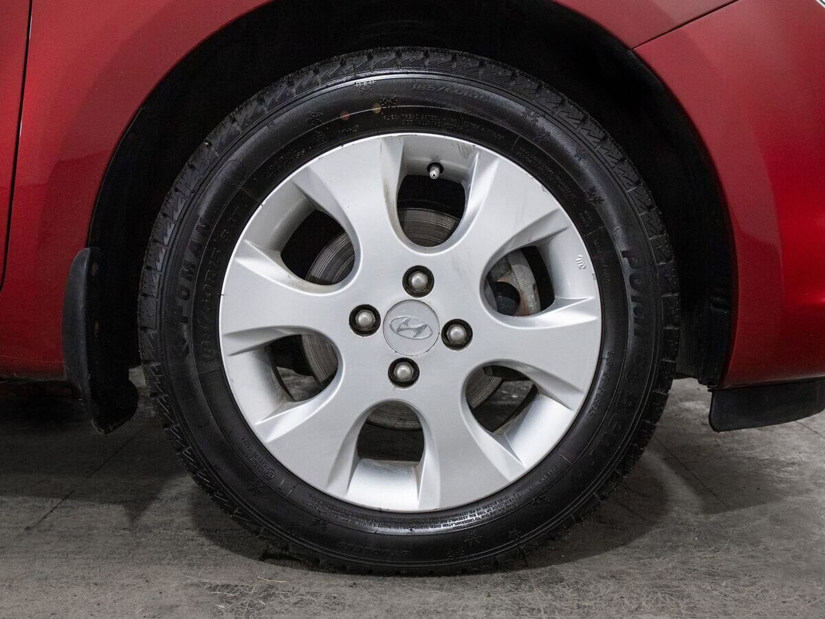 Hyundai i20 2010 - фото автомобиля