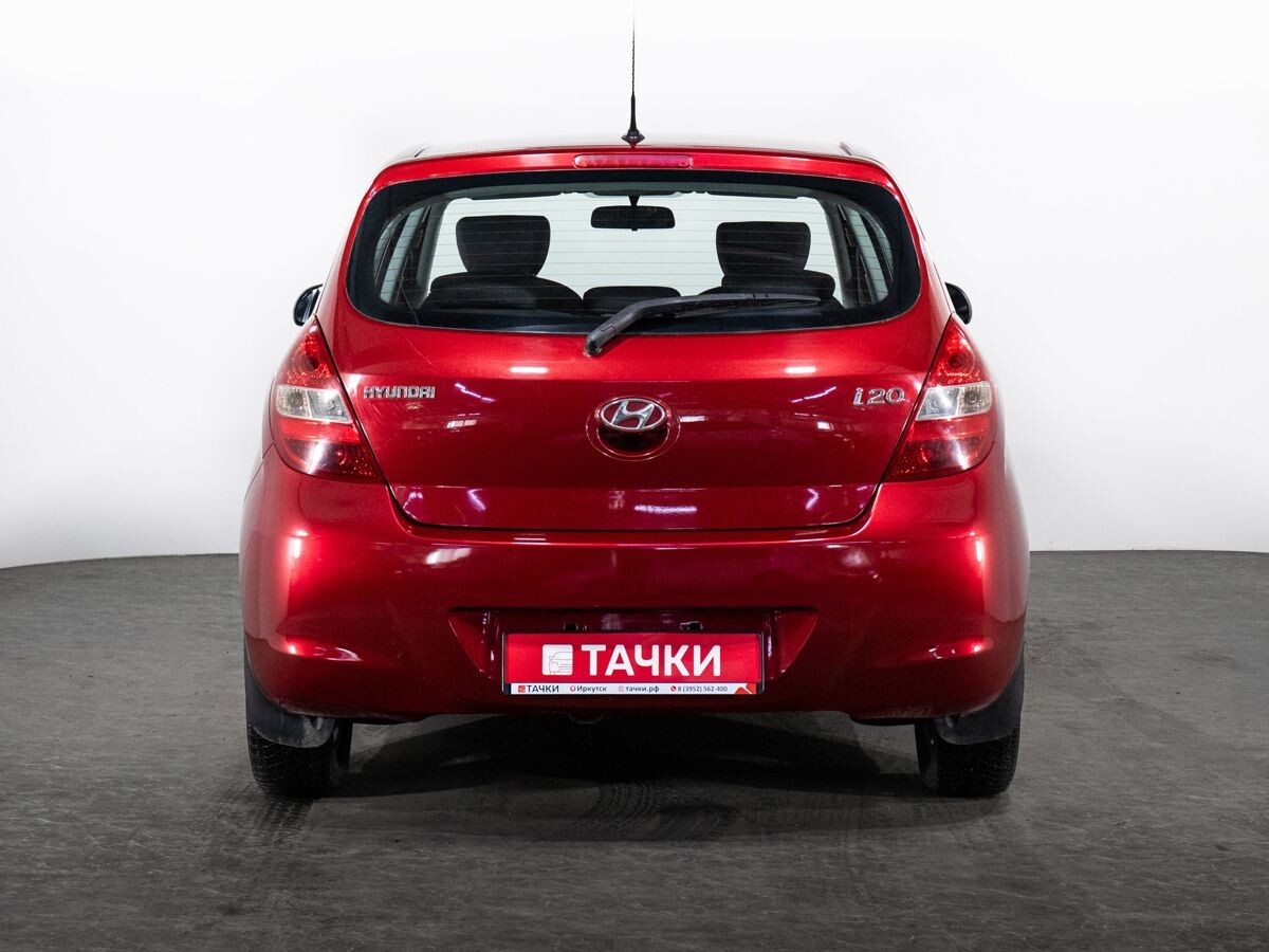 Hyundai i20 2010 - фото автомобиля